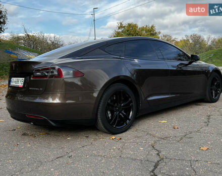 Коричневий Тесла Модель С, об'ємом двигуна 0 л та пробігом 190 тис. км за 13600 $, фото 5 на Automoto.ua