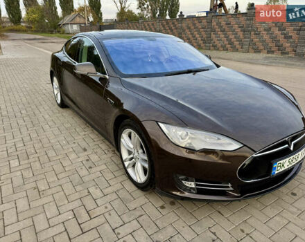 Коричневый Тесла Модель С, объемом двигателя 0 л и пробегом 268 тыс. км за 13000 $, фото 2 на Automoto.ua