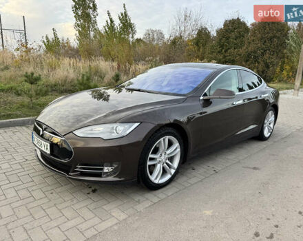 Коричневый Тесла Модель С, объемом двигателя 0 л и пробегом 268 тыс. км за 13000 $, фото 26 на Automoto.ua