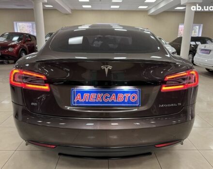 Коричневий Тесла Модель С, об'ємом двигуна 0 л та пробігом 192 тис. км за 13600 $, фото 2 на Automoto.ua