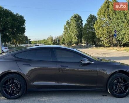 Коричневий Тесла Модель С, об'ємом двигуна 0 л та пробігом 160 тис. км за 15800 $, фото 4 на Automoto.ua