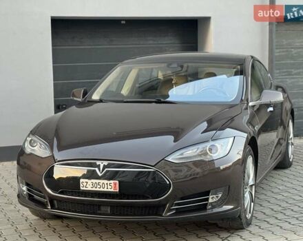 Коричневий Тесла Модель С, об'ємом двигуна 0 л та пробігом 260 тис. км за 12990 $, фото 2 на Automoto.ua