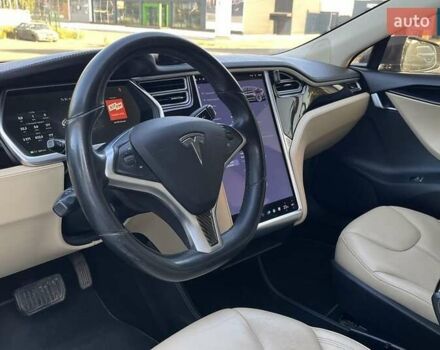Коричневий Тесла Модель С, об'ємом двигуна 0 л та пробігом 160 тис. км за 15800 $, фото 20 на Automoto.ua