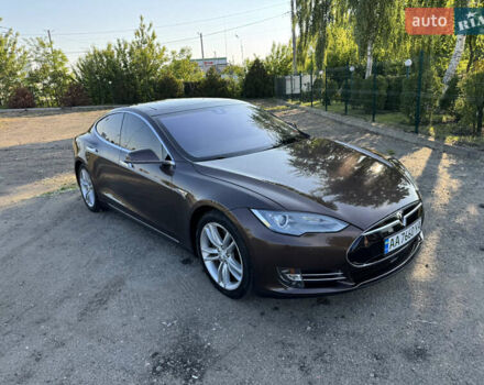 Коричневый Тесла Модель С, объемом двигателя 0 л и пробегом 132 тыс. км за 14500 $, фото 2 на Automoto.ua