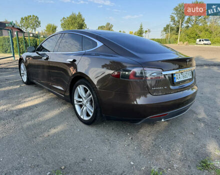 Коричневый Тесла Модель С, объемом двигателя 0 л и пробегом 132 тыс. км за 14500 $, фото 10 на Automoto.ua