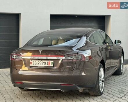 Коричневий Тесла Модель С, об'ємом двигуна 0 л та пробігом 260 тис. км за 12990 $, фото 6 на Automoto.ua