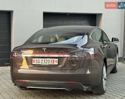 Коричневий Тесла Модель С, об'ємом двигуна 0 л та пробігом 260 тис. км за 12990 $, фото 10 на Automoto.ua