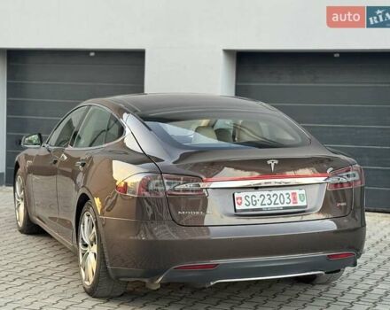 Коричневий Тесла Модель С, об'ємом двигуна 0 л та пробігом 260 тис. км за 12990 $, фото 17 на Automoto.ua