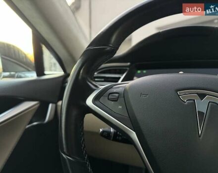 Коричневий Тесла Модель С, об'ємом двигуна 0 л та пробігом 260 тис. км за 12990 $, фото 28 на Automoto.ua