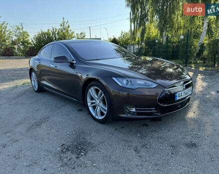 Коричневый Тесла Модель С, объемом двигателя 0 л и пробегом 132 тыс. км за 14500 $, фото 1 на Automoto.ua