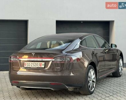 Коричневий Тесла Модель С, об'ємом двигуна 0 л та пробігом 260 тис. км за 12990 $, фото 8 на Automoto.ua