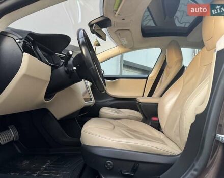 Коричневий Тесла Модель С, об'ємом двигуна 0 л та пробігом 260 тис. км за 12990 $, фото 51 на Automoto.ua
