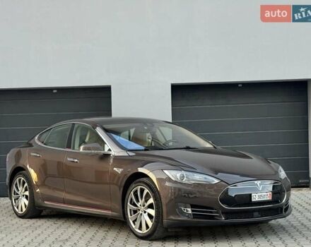 Коричневий Тесла Модель С, об'ємом двигуна 0 л та пробігом 260 тис. км за 12990 $, фото 60 на Automoto.ua