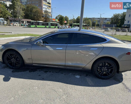 Тесла Модель С 2016 в Харькове на Automoto.ua Коричневый Тесла Модель С, объемом двигателя 0 л и пробегом 205 тыс. км за 16500 $, фото 7 на Automoto.ua