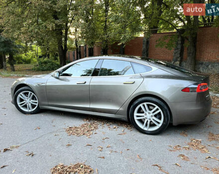 Коричневий Тесла Модель С, об'ємом двигуна 0 л та пробігом 121 тис. км за 21500 $, фото 12 на Automoto.ua