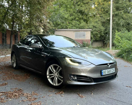 Коричневий Тесла Модель С, об'ємом двигуна 0 л та пробігом 121 тис. км за 21500 $, фото 11 на Automoto.ua
