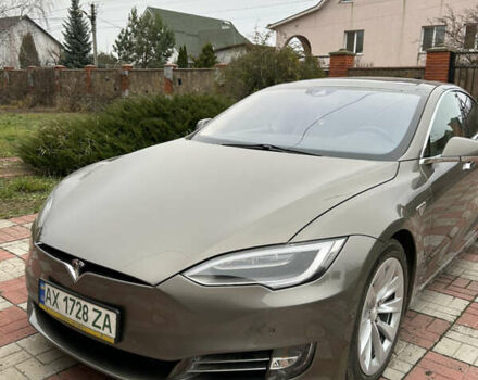 Коричневый Тесла Модель С, объемом двигателя 0 л и пробегом 112 тыс. км за 21500 $, фото 1 на Automoto.ua
