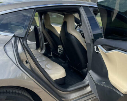 Коричневий Тесла Модель С, об'ємом двигуна 0 л та пробігом 123 тис. км за 23400 $, фото 27 на Automoto.ua