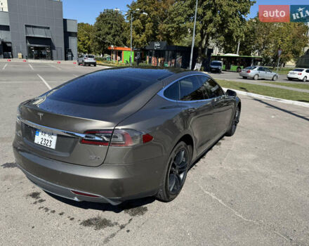 Тесла Модель С 2016 в Харькове на Automoto.ua Коричневый Тесла Модель С, объемом двигателя 0 л и пробегом 205 тыс. км за 16500 $, фото 8 на Automoto.ua