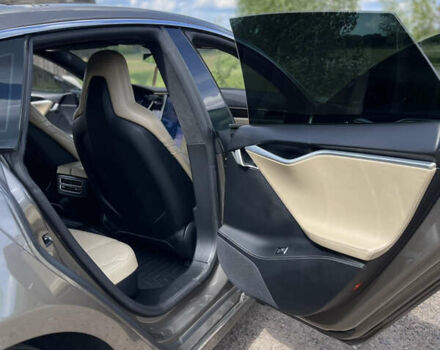Коричневий Тесла Модель С, об'ємом двигуна 0 л та пробігом 123 тис. км за 23400 $, фото 26 на Automoto.ua