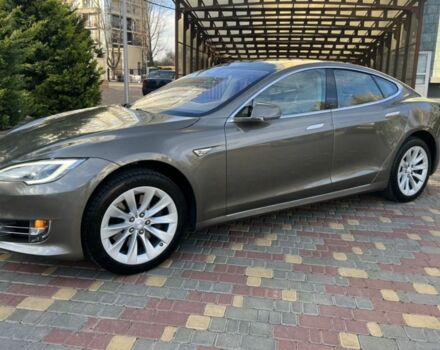 Коричневий Тесла Модель С, об'ємом двигуна 0 л та пробігом 95 тис. км за 22000 $, фото 5 на Automoto.ua