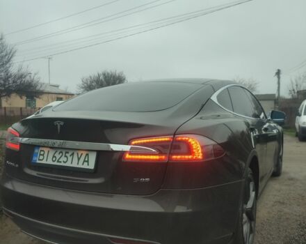 Коричневий Тесла Модель С, об'ємом двигуна 0 л та пробігом 173 тис. км за 12500 $, фото 1 на Automoto.ua