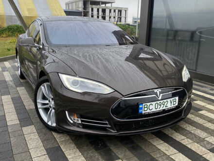 Коричневый Тесла Модель С, объемом двигателя 0 л и пробегом 110 тыс. км за 12800 $, фото 1 на Automoto.ua