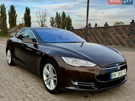Коричневый Тесла Модель С, объемом двигателя 0 л и пробегом 268 тыс. км за 13000 $, фото 1 на Automoto.ua
