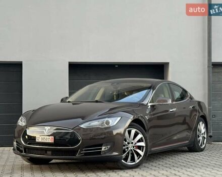 Коричневый Тесла Модель С, объемом двигателя 0 л и пробегом 260 тыс. км за 12990 $, фото 1 на Automoto.ua