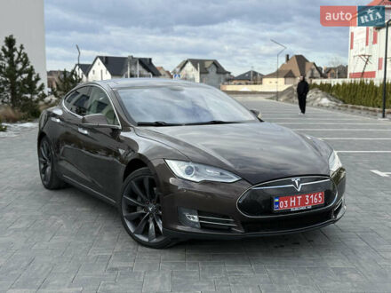 Коричневый Тесла Модель С, объемом двигателя 0 л и пробегом 220 тыс. км за 11500 $, фото 1 на Automoto.ua