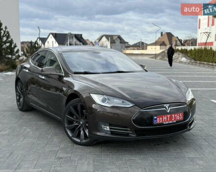 Коричневий Тесла Модель С, об'ємом двигуна 0 л та пробігом 220 тис. км за 11500 $, фото 1 на Automoto.ua