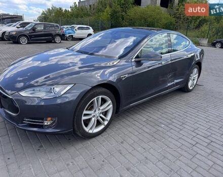 Коричневий Тесла Модель С, об'ємом двигуна 0 л та пробігом 146 тис. км за 10500 $, фото 1 на Automoto.ua