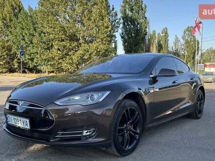 Тесла Модель С 2014 в Николаеве на Automoto.ua Коричневый Тесла Модель С, объемом двигателя 0 л и пробегом 155 тыс. км за 14990 $, фото 1 на Automoto.ua