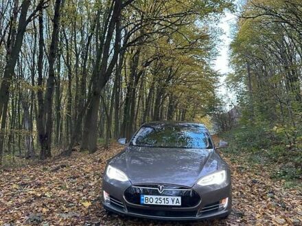 Тесла Модель С 2015 в Тернополе на Automoto.ua Коричневый Тесла Модель С, объемом двигателя 0 л и пробегом 202 тыс. км за 19500 $, фото 1 на Automoto.ua