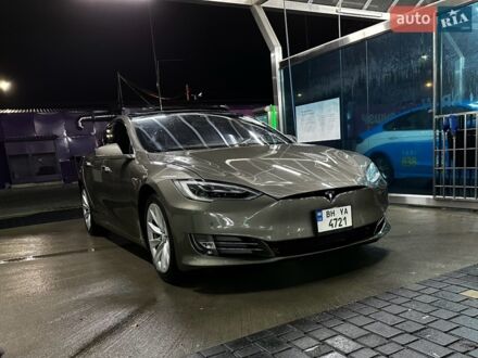 Коричневый Тесла Модель С, объемом двигателя 0 л и пробегом 160 тыс. км за 20000 $, фото 1 на Automoto.ua