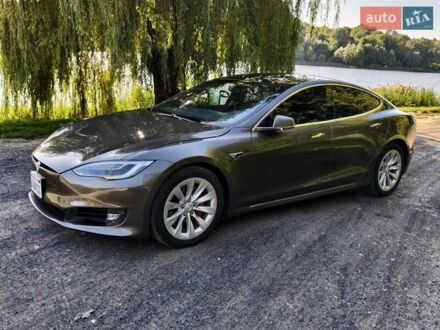 Тесла Модель С 2016 в Ивано-Франковске на Automoto.ua Коричневый Тесла Модель С, объемом двигателя 0 л и пробегом 68 тыс. км за 18400 $, фото 1 на Automoto.ua