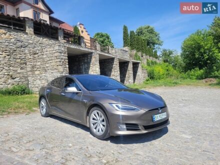 Коричневий Тесла Модель С, об'ємом двигуна 0 л та пробігом 253 тис. км за 15800 $, фото 1 на Automoto.ua