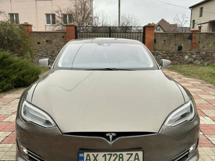 Коричневый Тесла Модель С, объемом двигателя 0 л и пробегом 112 тыс. км за 21500 $, фото 1 на Automoto.ua