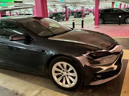 Тесла Модель С 2019 в Ивано-Франковске на Automoto.ua Коричневый Тесла Модель С, объемом двигателя 0 л и пробегом 10 тыс. км за 42000 $, фото 1 на Automoto.ua