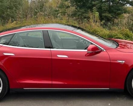 Красный Тесла Модель С, объемом двигателя 0 л и пробегом 98 тыс. км за 13000 $, фото 9 на Automoto.ua
