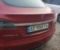 Красный Тесла Модель С, объемом двигателя 4 л и пробегом 255 тыс. км за 9500 $, фото 3 на Automoto.ua