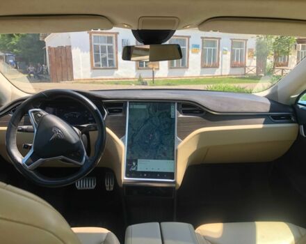 Червоний Тесла Модель С, об'ємом двигуна 0 л та пробігом 132 тис. км за 14999 $, фото 15 на Automoto.ua