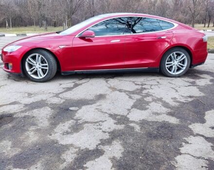 Красный Тесла Модель С, объемом двигателя 0 л и пробегом 191 тыс. км за 13000 $, фото 3 на Automoto.ua