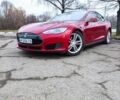 Красный Тесла Модель С, объемом двигателя 0 л и пробегом 191 тыс. км за 13000 $, фото 1 на Automoto.ua