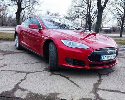 Красный Тесла Модель С, объемом двигателя 0 л и пробегом 191 тыс. км за 13000 $, фото 10 на Automoto.ua
