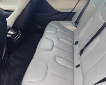 Красный Тесла Модель С, объемом двигателя 0 л и пробегом 191 тыс. км за 13000 $, фото 16 на Automoto.ua