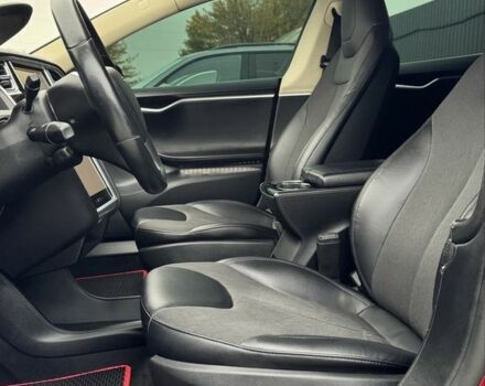 Червоний Тесла Модель С, об'ємом двигуна 0 л та пробігом 68 тис. км за 12900 $, фото 11 на Automoto.ua