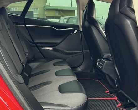 Червоний Тесла Модель С, об'ємом двигуна 0 л та пробігом 68 тис. км за 12900 $, фото 16 на Automoto.ua