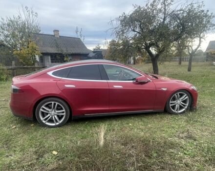 Красный Тесла Модель С, объемом двигателя 0 л и пробегом 140 тыс. км за 14000 $, фото 2 на Automoto.ua