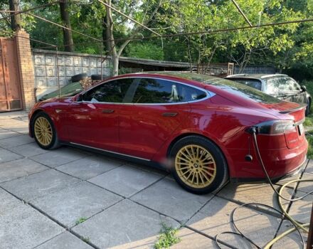 Червоний Тесла Модель С, об'ємом двигуна 0 л та пробігом 170 тис. км за 20000 $, фото 1 на Automoto.ua